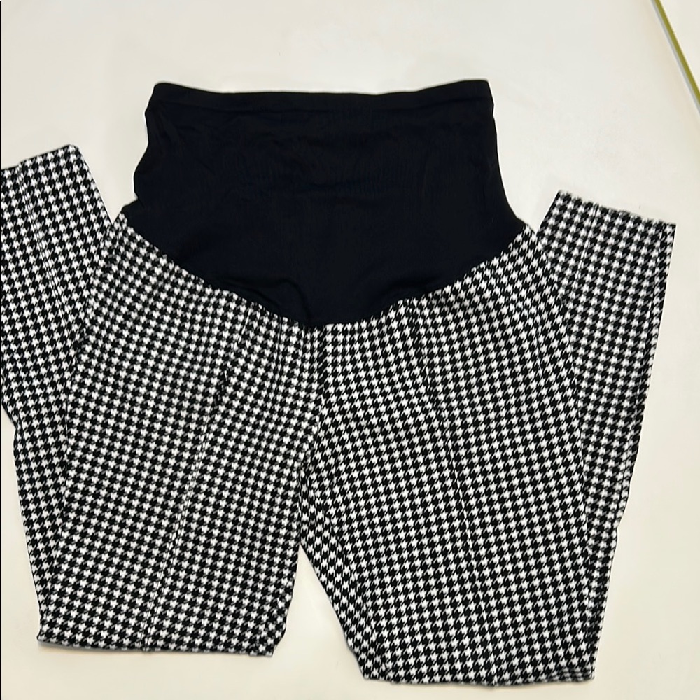 Black and White Houndstooth maternity leggings